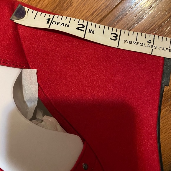 FIONI RED WITH SILVER STUDS WEDGES - Picture 5 of 6